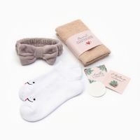 Набор подарочный "Самой красивой" полотенце и акс Набор подарочный "Самой красивой" полотенце и акс