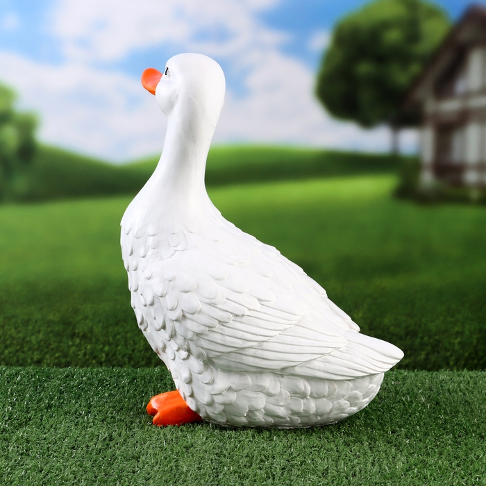 Садовая фигура "Гусь" 23х14х30см ///