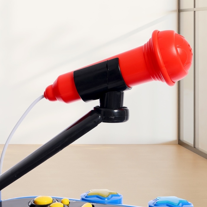 Синтезатор напольный &laquo;Музыкальный мир&raquo;, световые, звуковые эффекты, с микрофоном