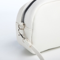 Сумка кросс-боди на молнии, цвет белый Сумка кросс-боди на молнии, цвет белый