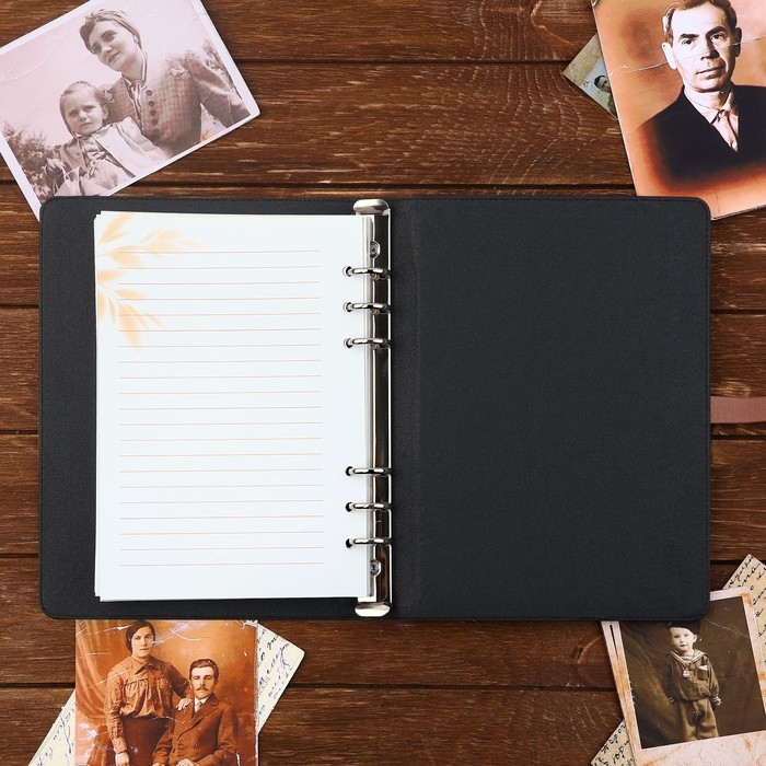 Родословная книга со встроенной флешкой 16 Gb &laquo;Семейная летопись&raquo;, 17,5 х 23 см..