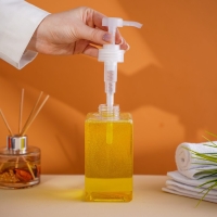 Дозатор для жидкого мыла Доляна, 500 мл, 6,5&times;15,5 см, цвет прозрачный