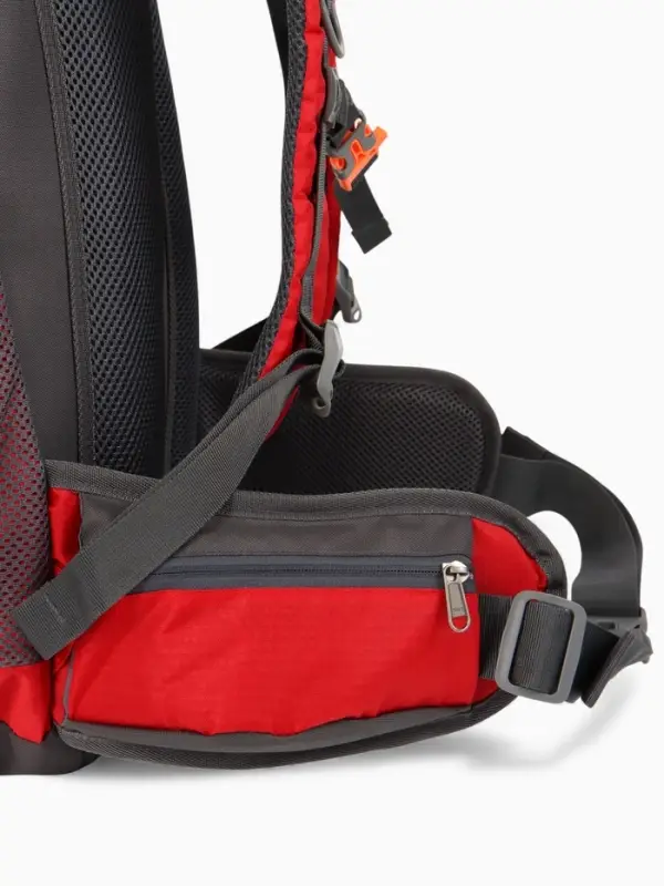 Рюкзак тур 65+5л, 30*20*53, отдел на шнурке, 5нар+2вн кармана, цвет красный