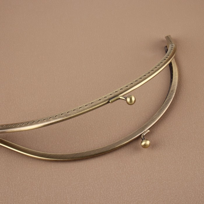 Фермуар пришивной «Полукруг», 20 × 9 см, цвет бронзовый Фермуар пришивной «Полукруг», 20 × 9 см, цвет бронзовый