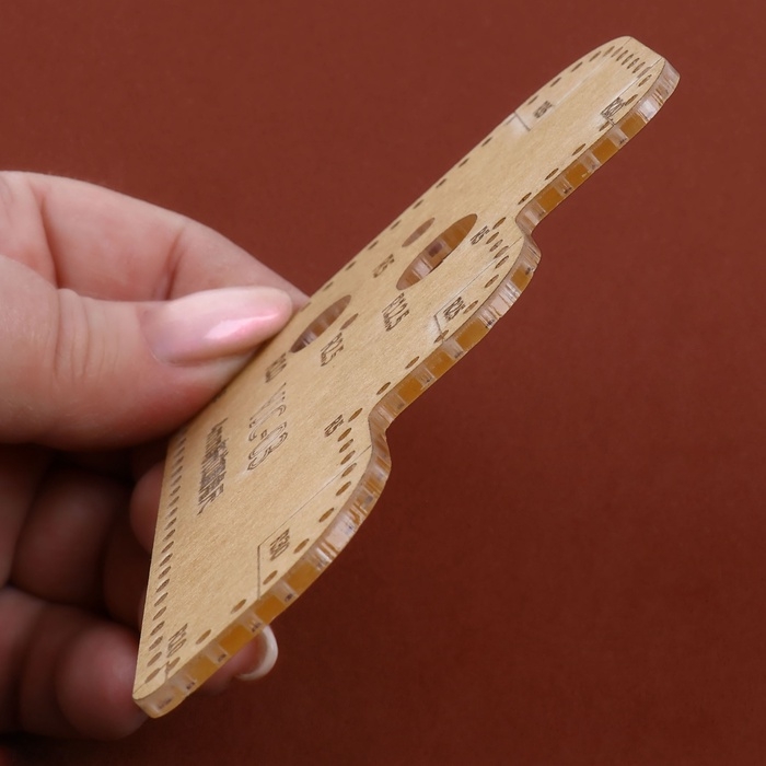 Линейка радиусная, для кожи, шаг 4 мм, акриловая, R5 - 35, S3 Линейка радиусная, для кожи, шаг 4 мм, акриловая, R5 - 35, S3