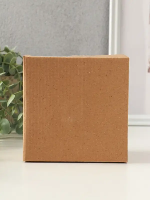 Сувенир полистоун "Дедуля с бабулей на диване читают книгу" 12х5х11 см