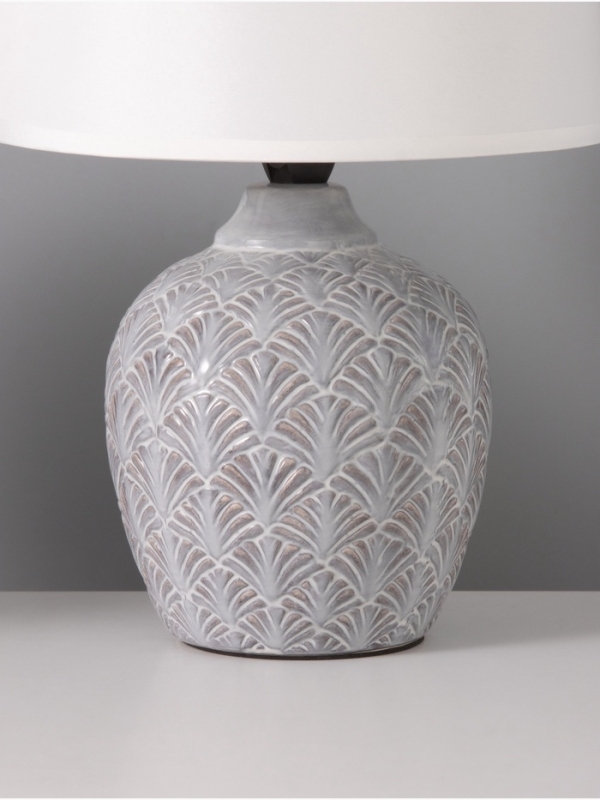 Настольная лампа "Каролина" 1х15Вт Е14 серый 20х20х29см