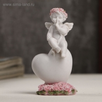 Сувенир полистоун "Белоснежный ангел в розовом веночке верхом на сердце" 8,5х4,3х2,2 см Сувенир полистоун "Белоснежный ангел в розовом веночке верхом на сердце" 8,5х4,3х2,2 см