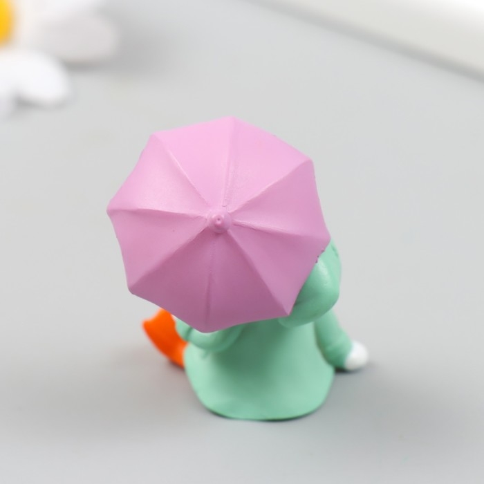 Фигурка для флорариума полистоун "Утёнок в дождевике" МИКС 4х5 см