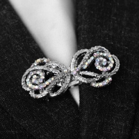 Зажим для кардигана &laquo;Петли&raquo;, цвет радужный в серебре