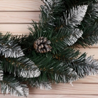 Новогодний венок "Интерьерный белоснежный" (шишки серебро+ягоды) 45см