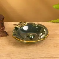 Подставка под благовония "Тарелка с бабочкой" керамика, цв. зелёный, 10х10х3 см