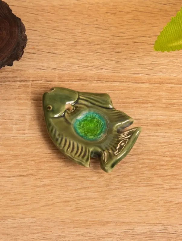 Подставка под благовония "Экзотическая рыбка" керамика, цв. зелёный, 6х5х1 см