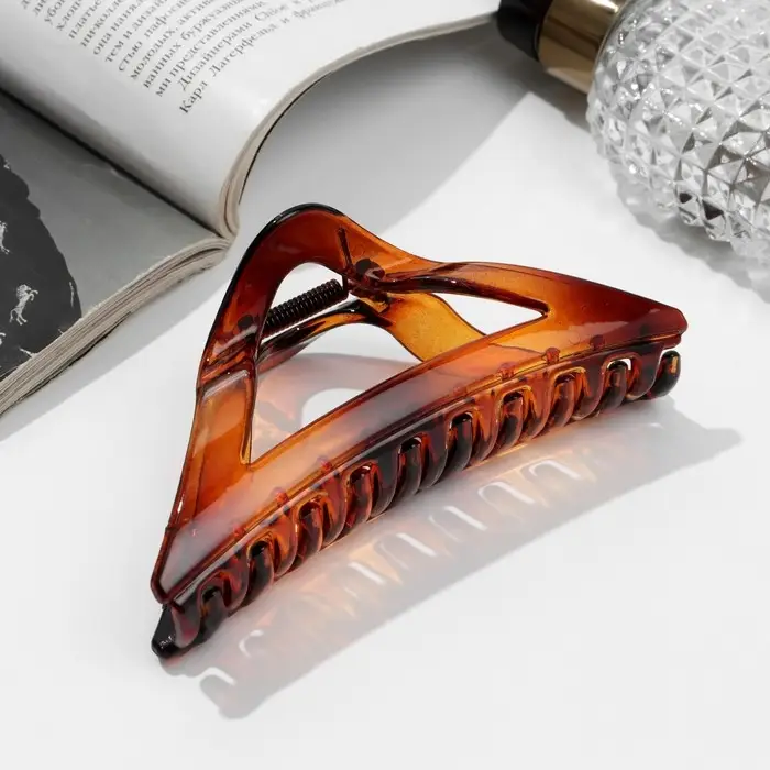 Крабик для волос &laquo;Кофейный&raquo;, угол, 11.5 см