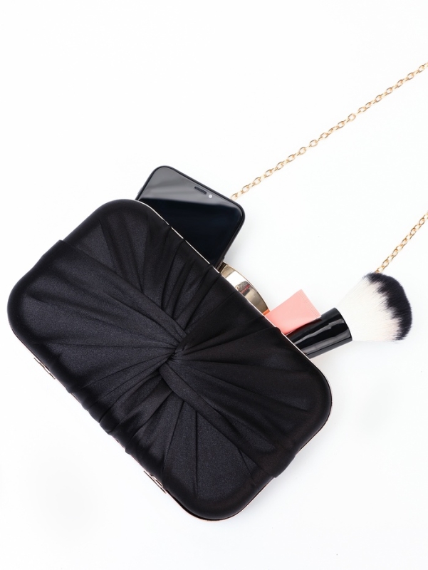 Сумка жен,  20*6*13, отд на фермуаре, цепь, черный