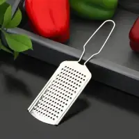 Тёрка для сыра мелкая Доляна &laquo;Помощник&raquo;, 21&times;5.5 см, с ручкой, серебристая