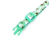 Ошейник текстильный "Авокадо" с бубенчиком и подвеской, 19-32 х 1 см