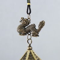 Музыка ветра металл "Дракон и монета" 3 колокольчика 30 см Музыка ветра металл "Дракон и монета" 3 колокольчика 30 см