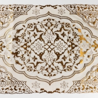 Салфетка сервировочная на стол &laquo;Восток&raquo;, ажурная, 84&times;40 см, ПВХ, цвет золотой