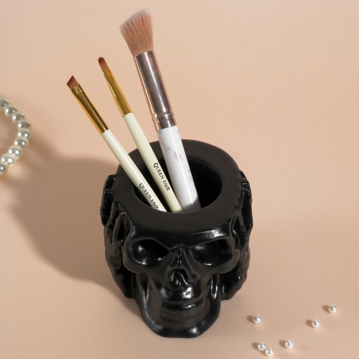 Предмет интерьера Предмет интерьера "Череп Тишина" 6,5х10 см черный матовый