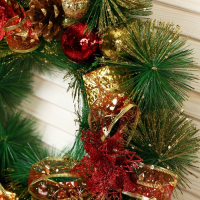 Венок новогодний d-40 см "Клетчатые бантики"