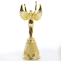 Кубок наградная фигура Ника &laquo;Лучший руководитель&raquo;, пластик, золото, 19,5 х 7,3 см