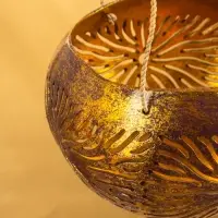 Подсвечник подвесной из кокоса, 14&times;14&times;10 см, золотой