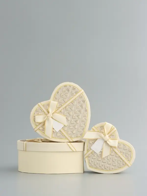 Набор коробок 3 в 1 сердца 22 х 20 х 9;  18.5 х 17 х 7.5; 16 х 14 х 6 см