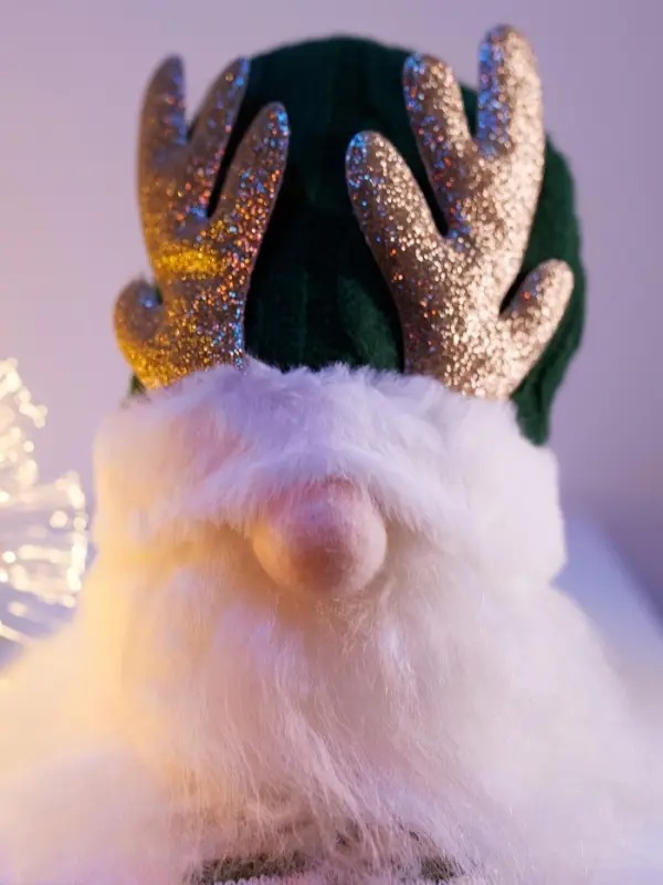 Фигура текстиль &laquo;Гном зеленая шапочка&raquo; 33 см, 1 LED, от батареек AG13&times;3, свечение тёплое белое