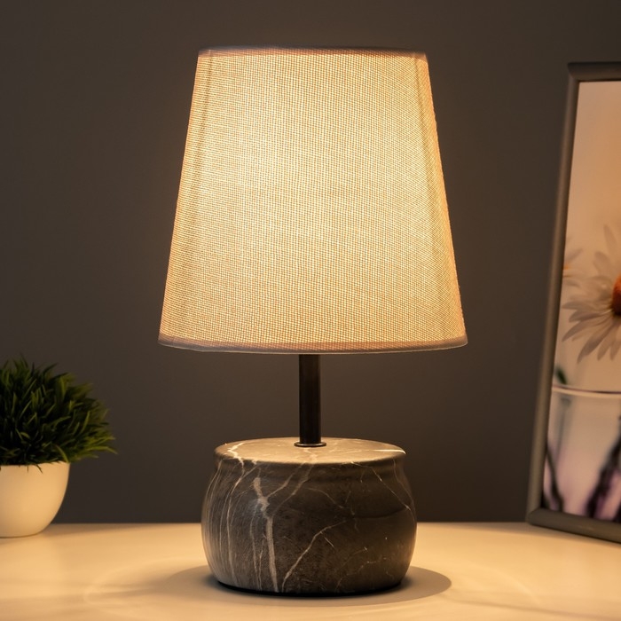 Настольная лампа "Энель" E14 40Вт серый 18,5х18,5х32 см RISALUX