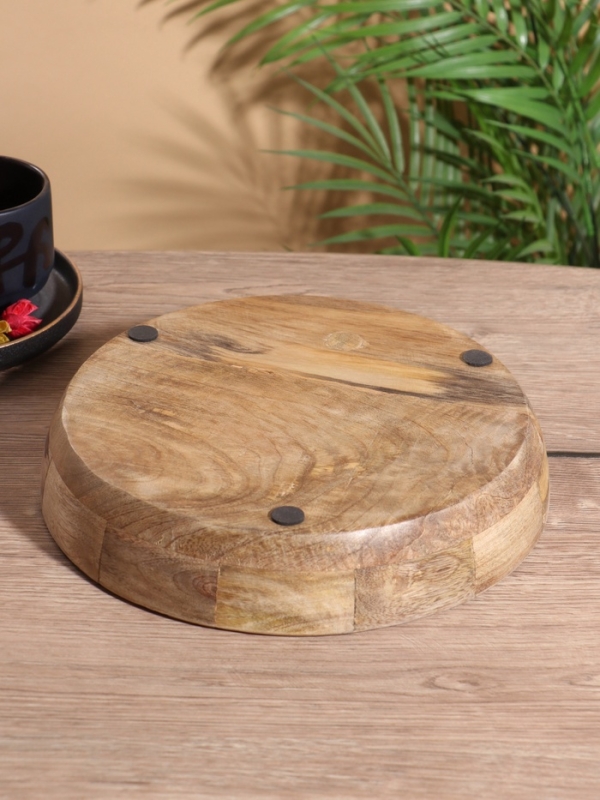 Блюдо " Оливковая ветвь" дерево манго 25х25х4,5 см