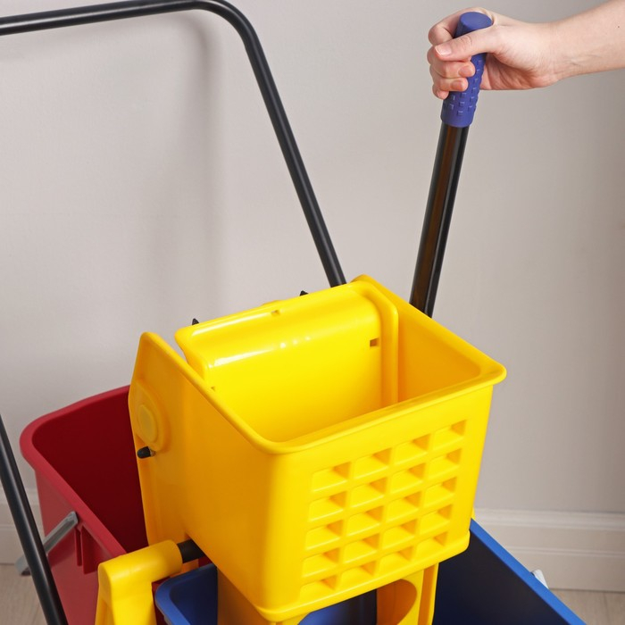 Тележка уборочная двухведерная, с отжимом, 46 л Тележка уборочная двухведерная, с отжимом, 46 л