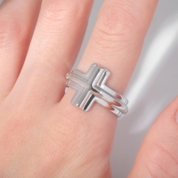 Кольцо &laquo;Минимал&raquo; крестик, цвет серебро, безразмерное