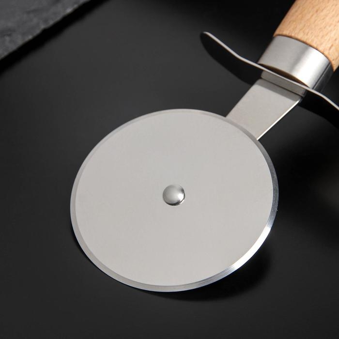 Нож для пиццы и теста Доляна &laquo;Древо&raquo;, 20,5 см, цвет бежевый