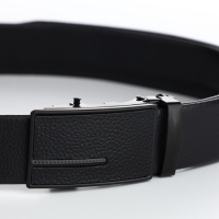 Ремень мужской, ширина 3,5 см, пряжка автомат, цвет чёрный