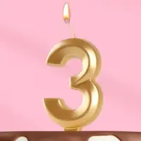 Свеча в торт &laquo;Цифра 3&raquo;, золотая, 6.5 см