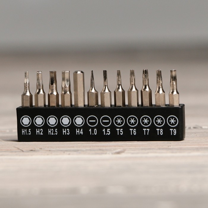 Набор инструментов в джойстике &laquo;Ремонт&raquo;, 32 предмета