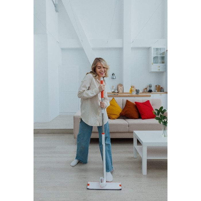 Швабра с отжимом и водосгоном Raccoon, 2 насадки из микрофибры 39&times;12 см, стальная ручка 130 см