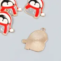 Декор для творчества металл, эмаль "Пингвин в колпаке и шарфе" золото 2,4х2,8 см