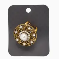 Кольцо для платка "Цветок в круге", цвет белый в чернёном золоте