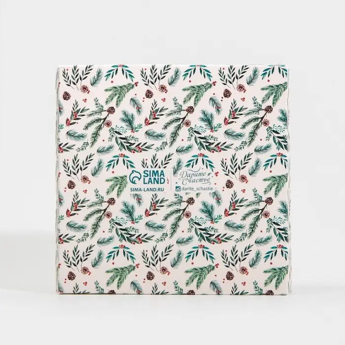 Коробка для кондитерских изделий с пластиковой крышкой &laquo;Елка&raquo;, 15 х 15 х 3 см