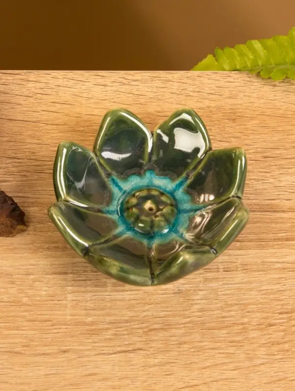 Подставка под благовония "Цветок лотоса" керамика, цв. МИКС, 9,5х9,5х3 см