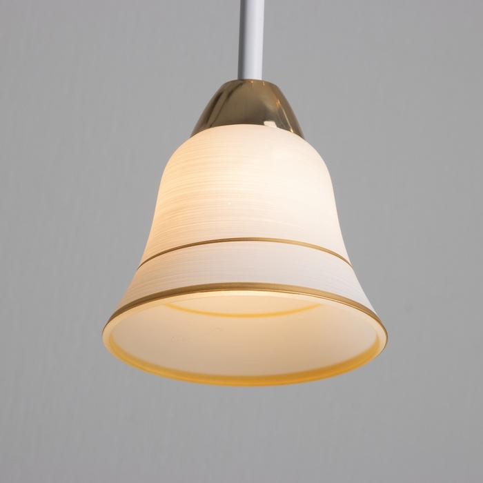 Плафон Е27 бело-золотой