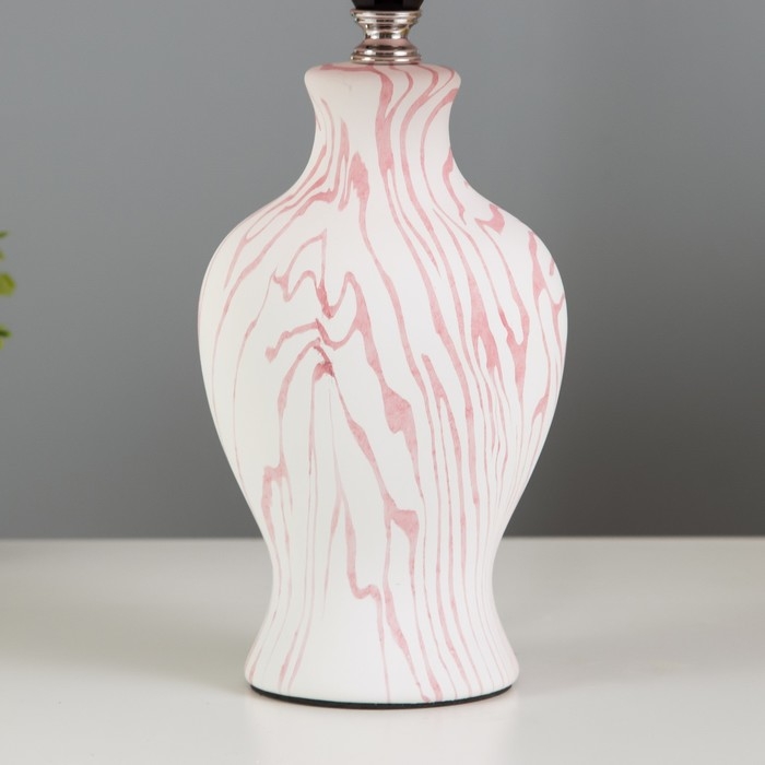 Настольная лампа "Власта" E14 40Вт белый-розовый 23х23х36 см RISALUX