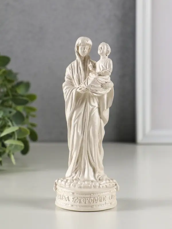 Фигура гипс "Дева Мария с младенцем", 14х5 см, перламутр