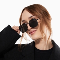 Очки солнцезащитные uv 400, дужка 12.8 см, ширина 12.8 см, линза 4.6 х 5.4 см