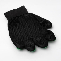 Перчатка - щетка для шерсти на правую руку с удлиненными зубчиками, зелёная Перчатка - щетка для шерсти на правую руку с удлиненными зубчиками, зелёная