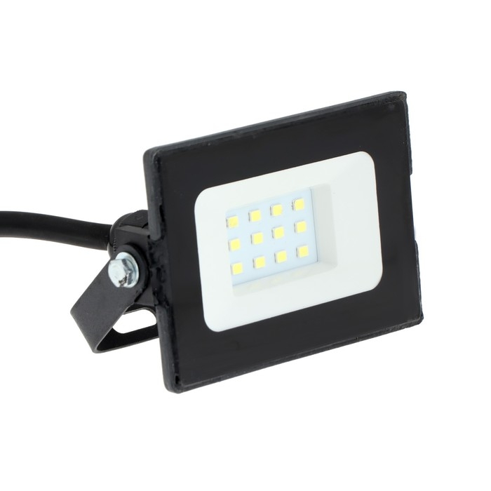 Светодиодный прожектор Volpe ULF-Q513, 10 Вт, 5000 К, IP65, черный Светодиодный прожектор Volpe ULF-Q513, 10 Вт, 5000 К, IP65, черный