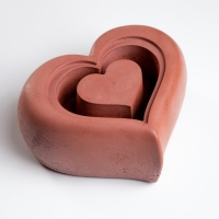 Биокамин настольный "Сердце" 17 х 8 см, топливо и спички в комплекте