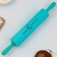 Скалка &laquo;Дома вкуснее&raquo;, 31 х 4.2 см, силикон, пластик, цвет бирюзовый